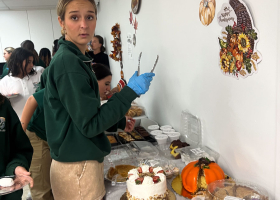 aa-thanksgiving-feats-15 aa-thanksgiving-feats-15