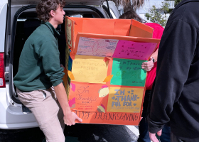 Thanksgiving food drive