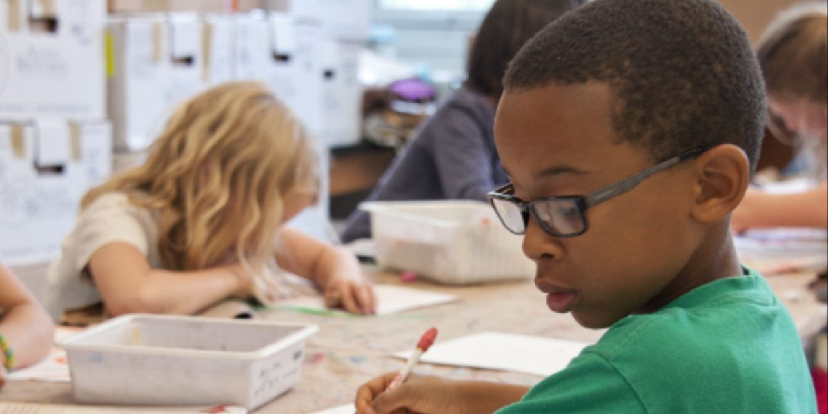 students-in-classroom Kids studying